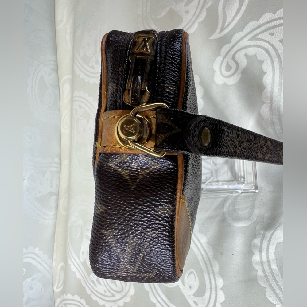 Louis Vuitton Monogram Marly Dragonne GM Wristlet Clutch - Picture 6 of 8
